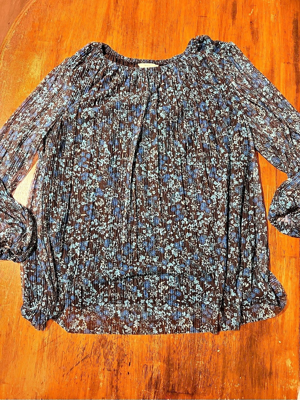 Terra & Sky Floral Blouse in Black & Blue XL